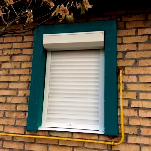 установка ролет в Донецке