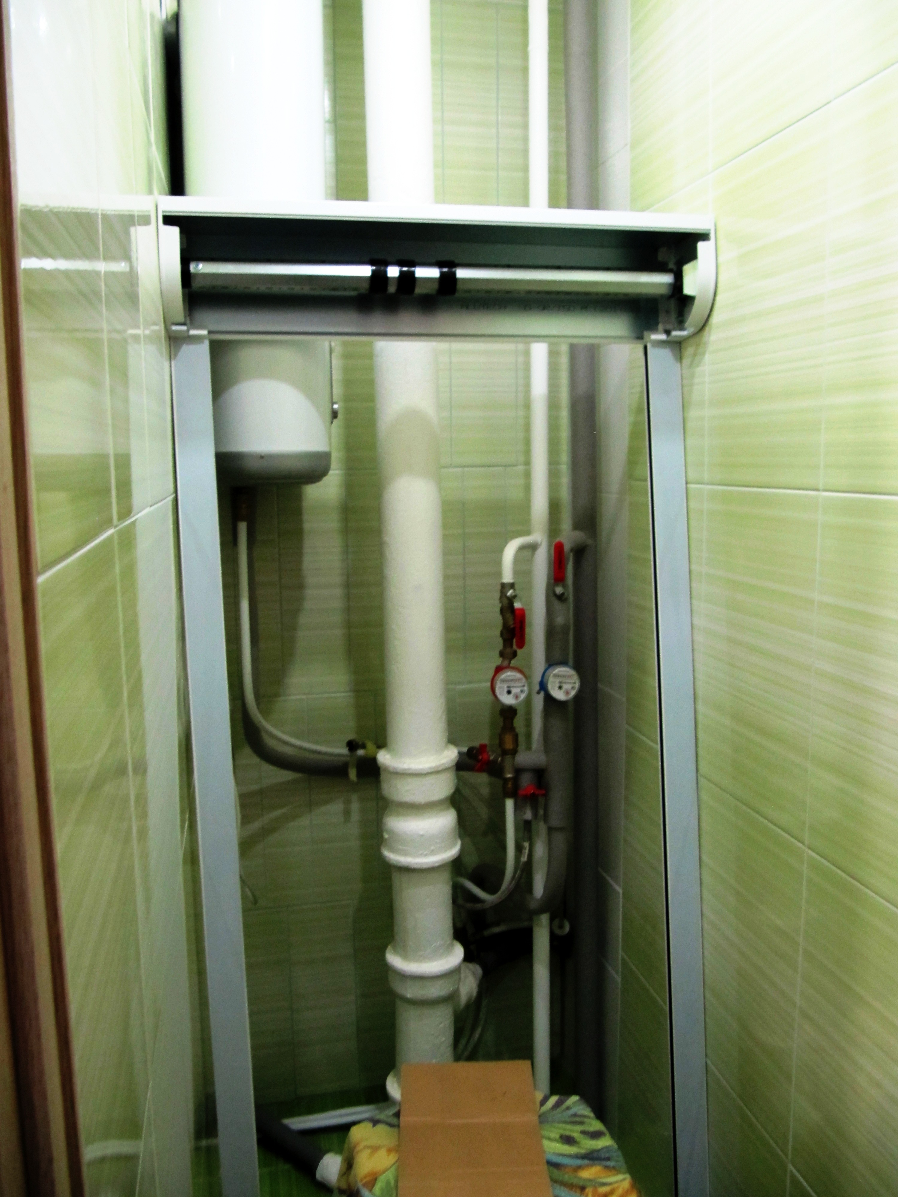 купить сантехнические ролеты в туалет